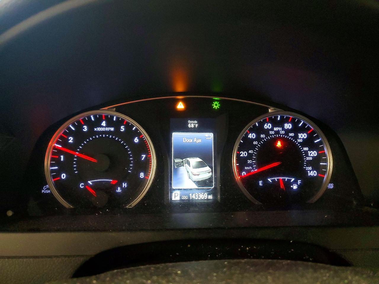 2017 TOYOTA CAMRY SE photo 17