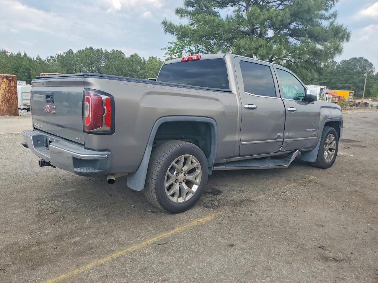2017 GMC SIERRA C1500 SLT photo 3
