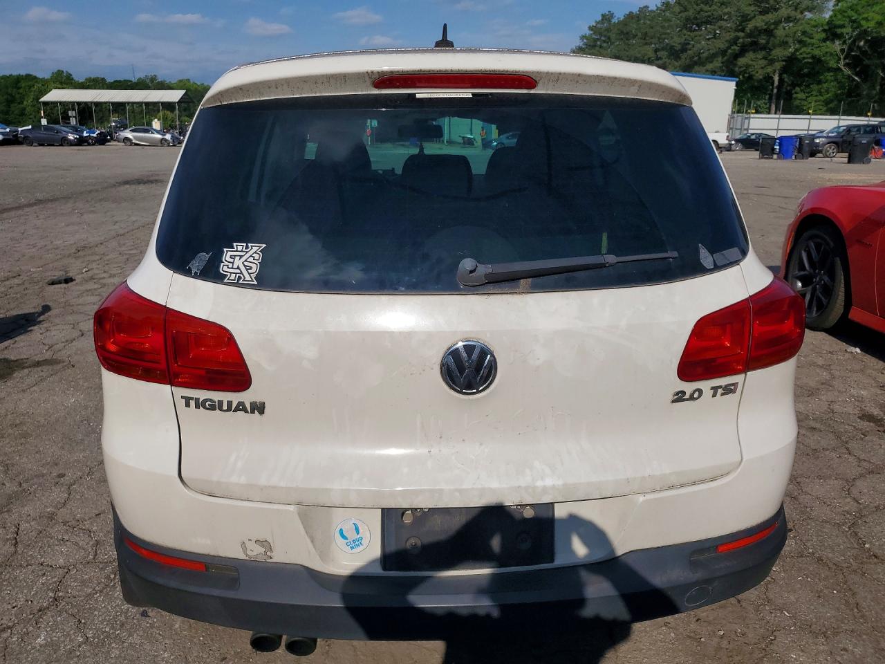 2013 VOLKSWAGEN TIGUAN S photo 11