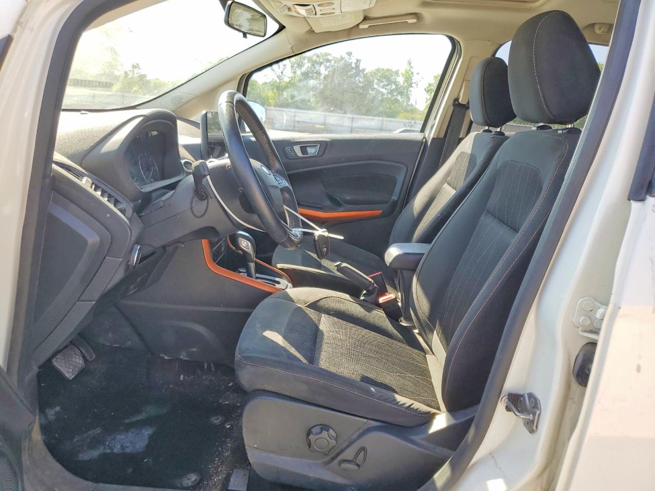 2021 FORD ECOSPORT SE photo 19