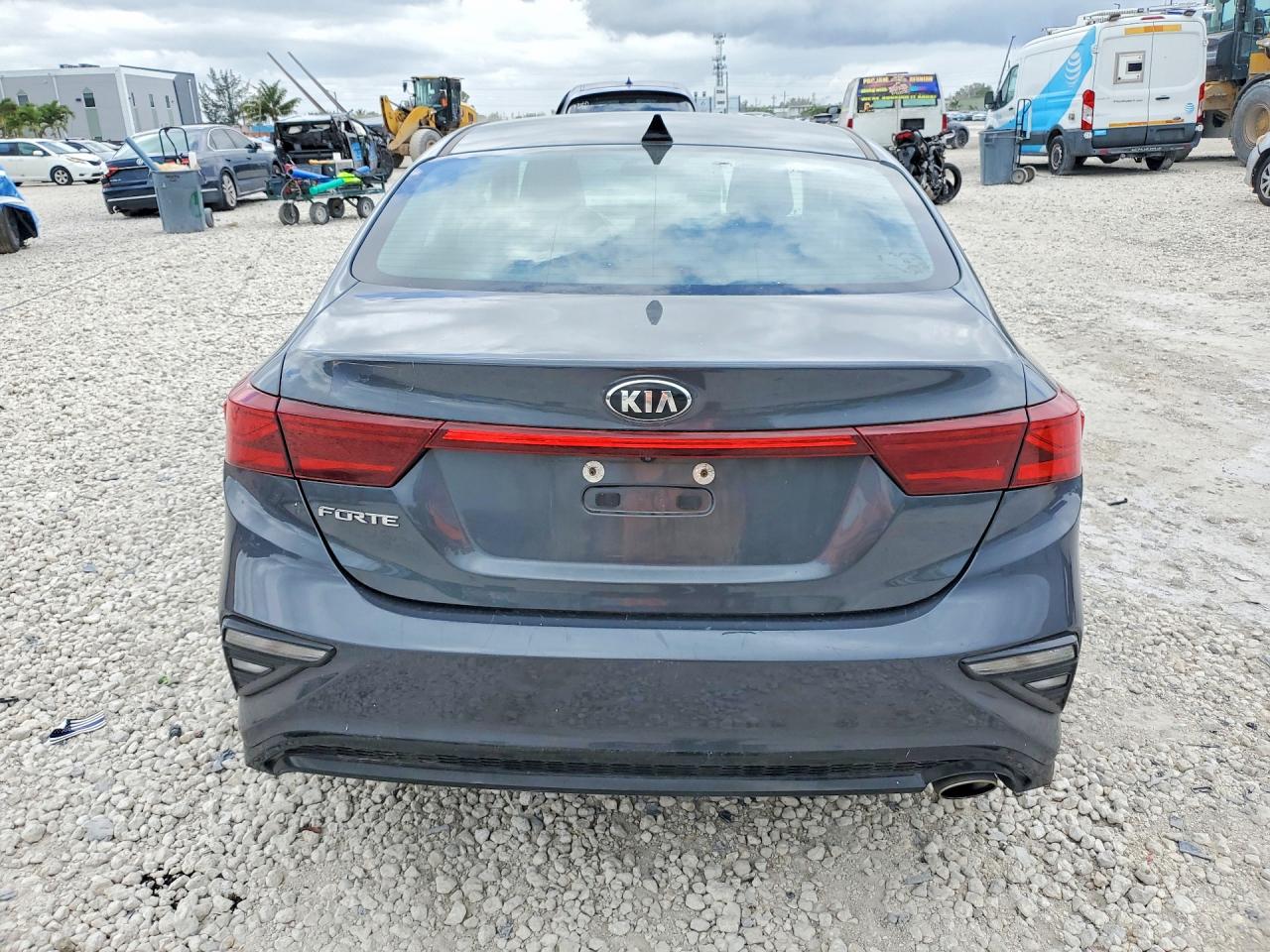 2020 KIA FORTE LXS photo 11