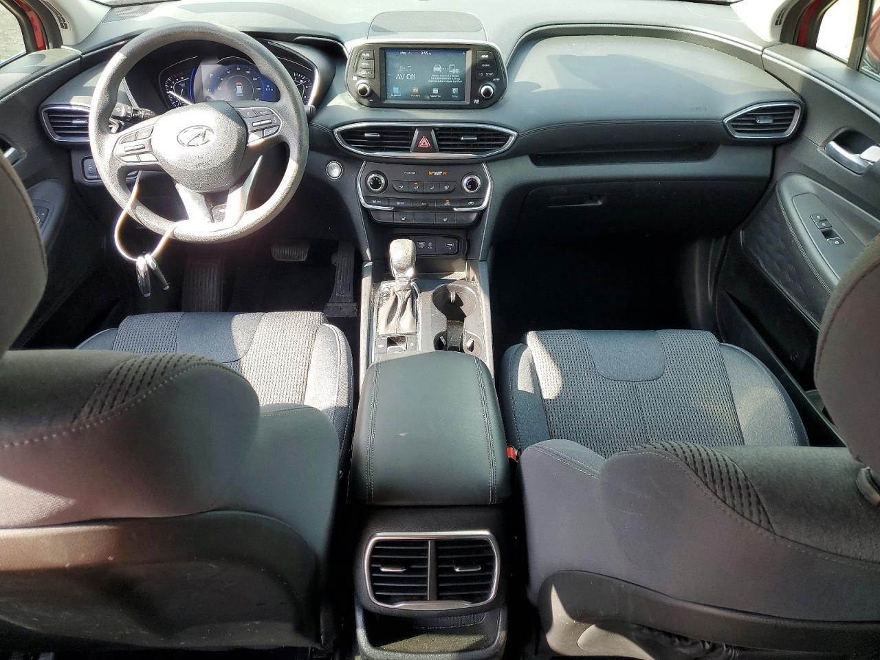 2019 HYUNDAI SANTA FE SEL 2.4L photo 8