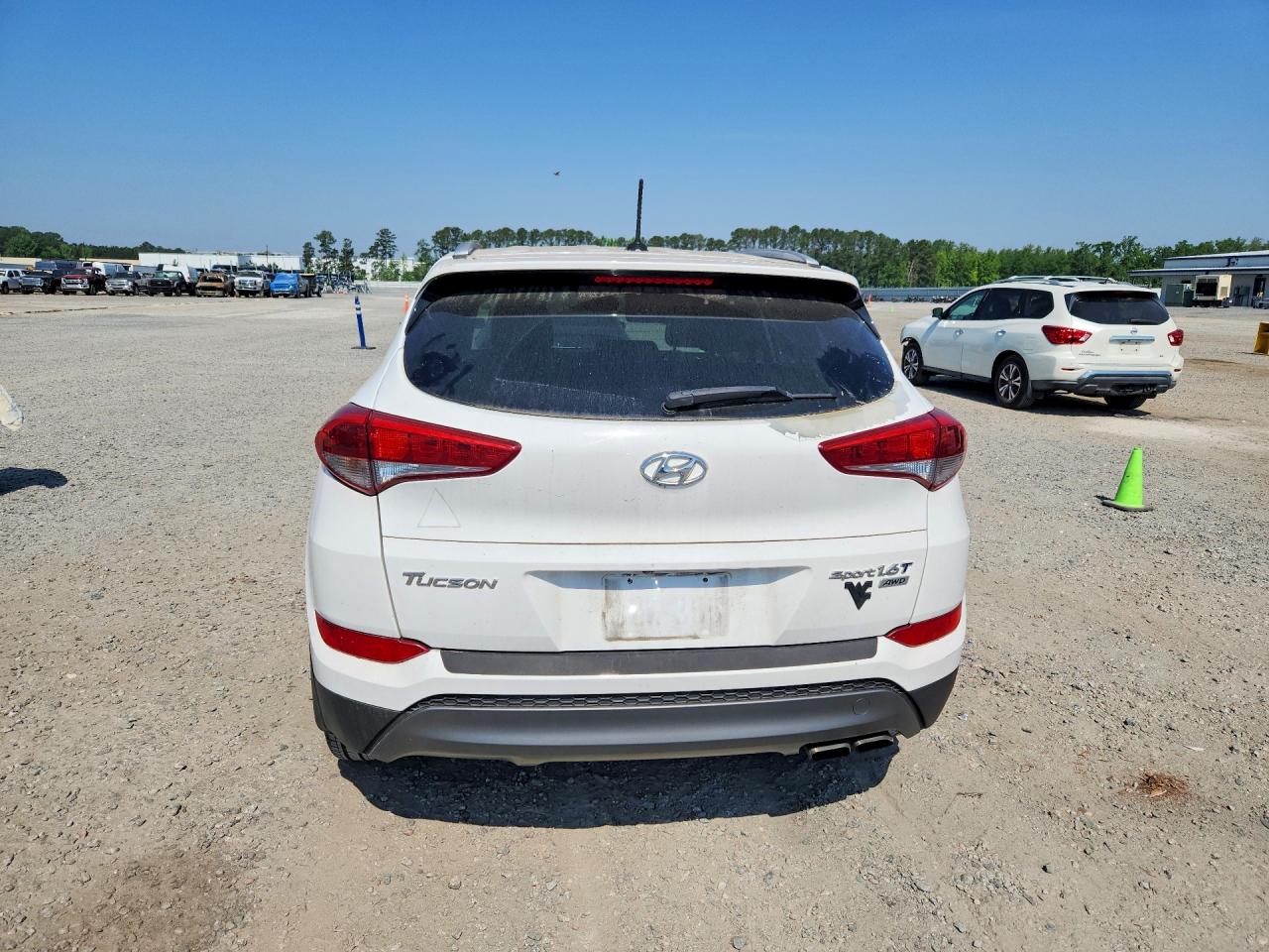 2016 HYUNDAI TUCSON SPORT photo 11