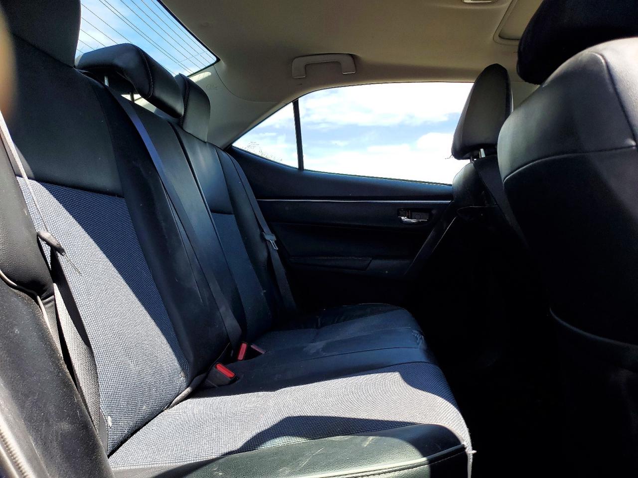 2014 TOYOTA COROLLA S PLUS photo 19