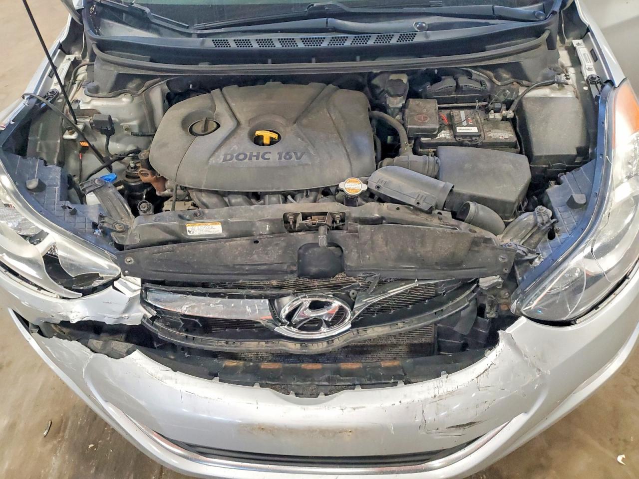 2013 HYUNDAI ELANTRA GLS photo 21