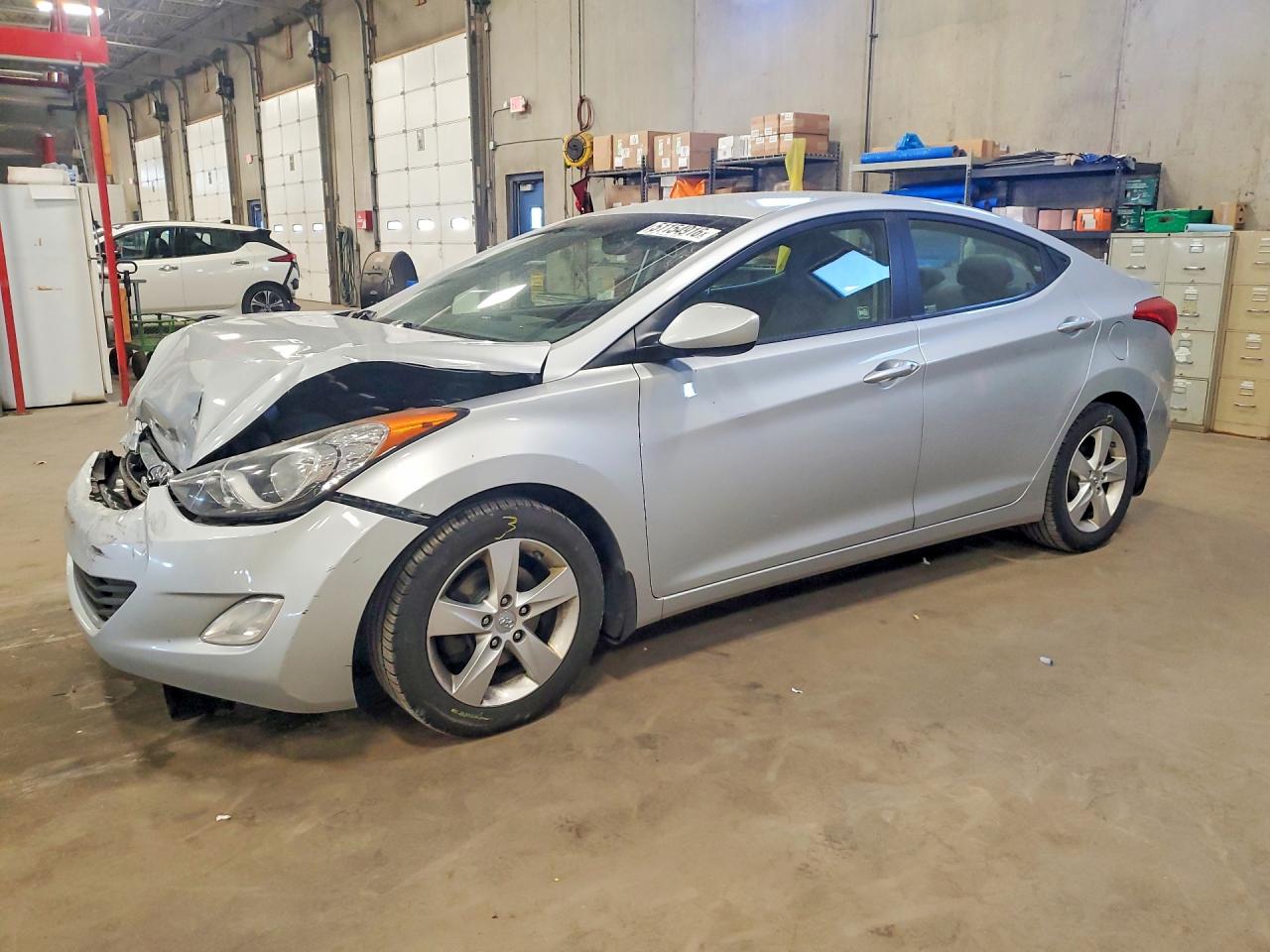 2013 HYUNDAI ELANTRA