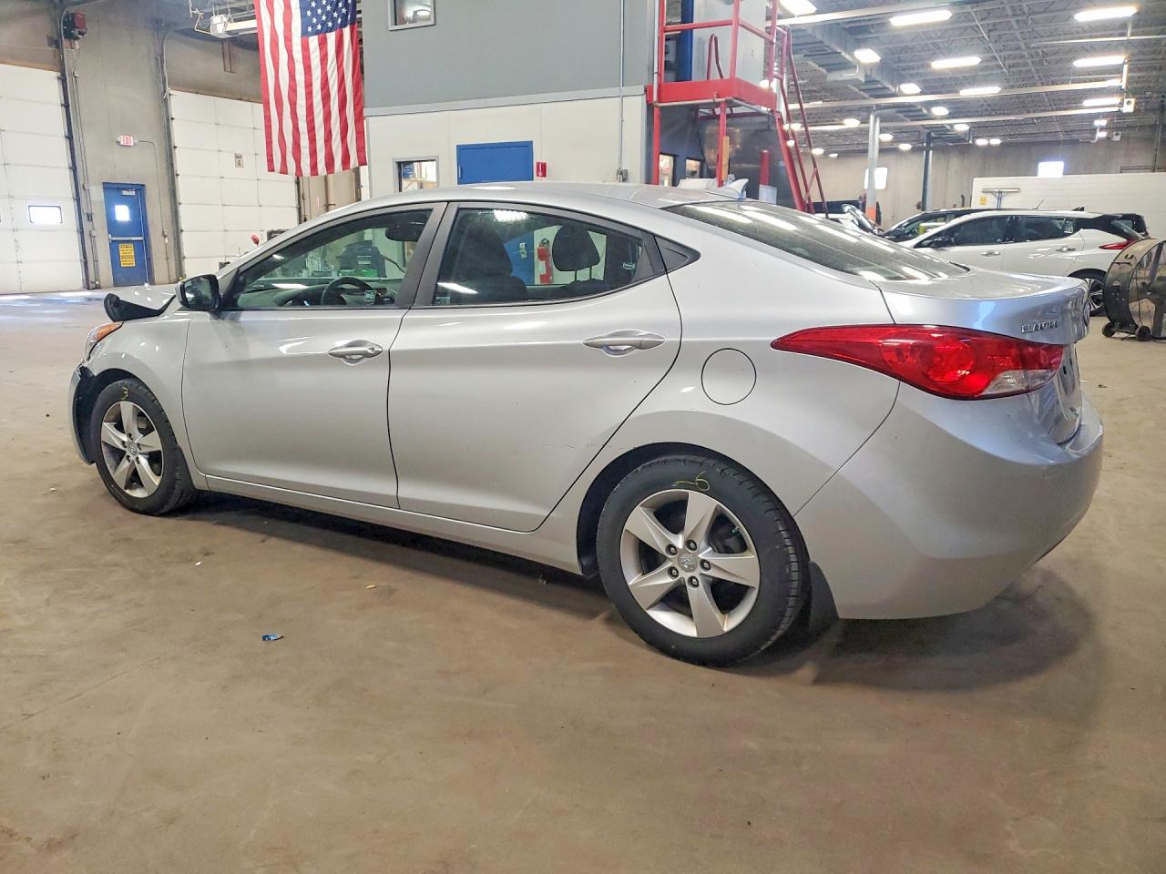 2013 HYUNDAI ELANTRA GLS photo 3
