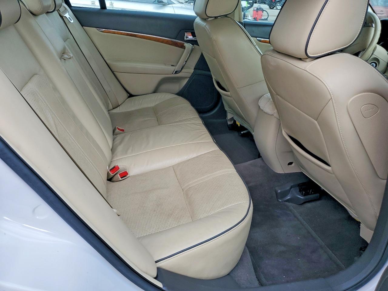 2010 LINCOLN MKZ photo 19