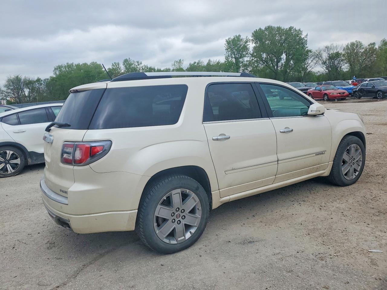2014 GMC ACADIA DENALI photo 5
