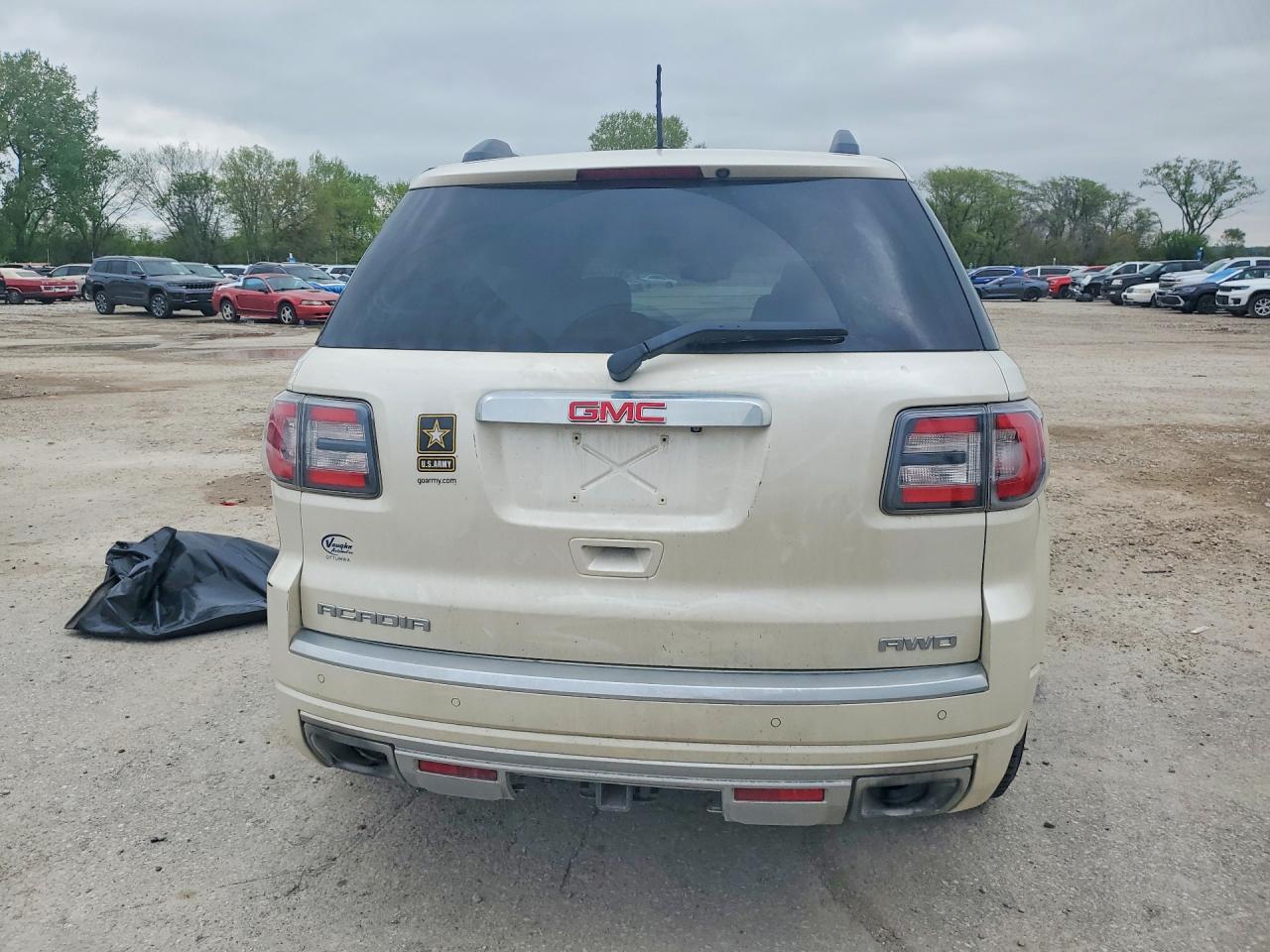 2014 GMC ACADIA DENALI photo 11