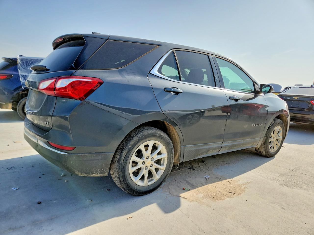 2018 CHEVROLET EQUINOX LT photo 5
