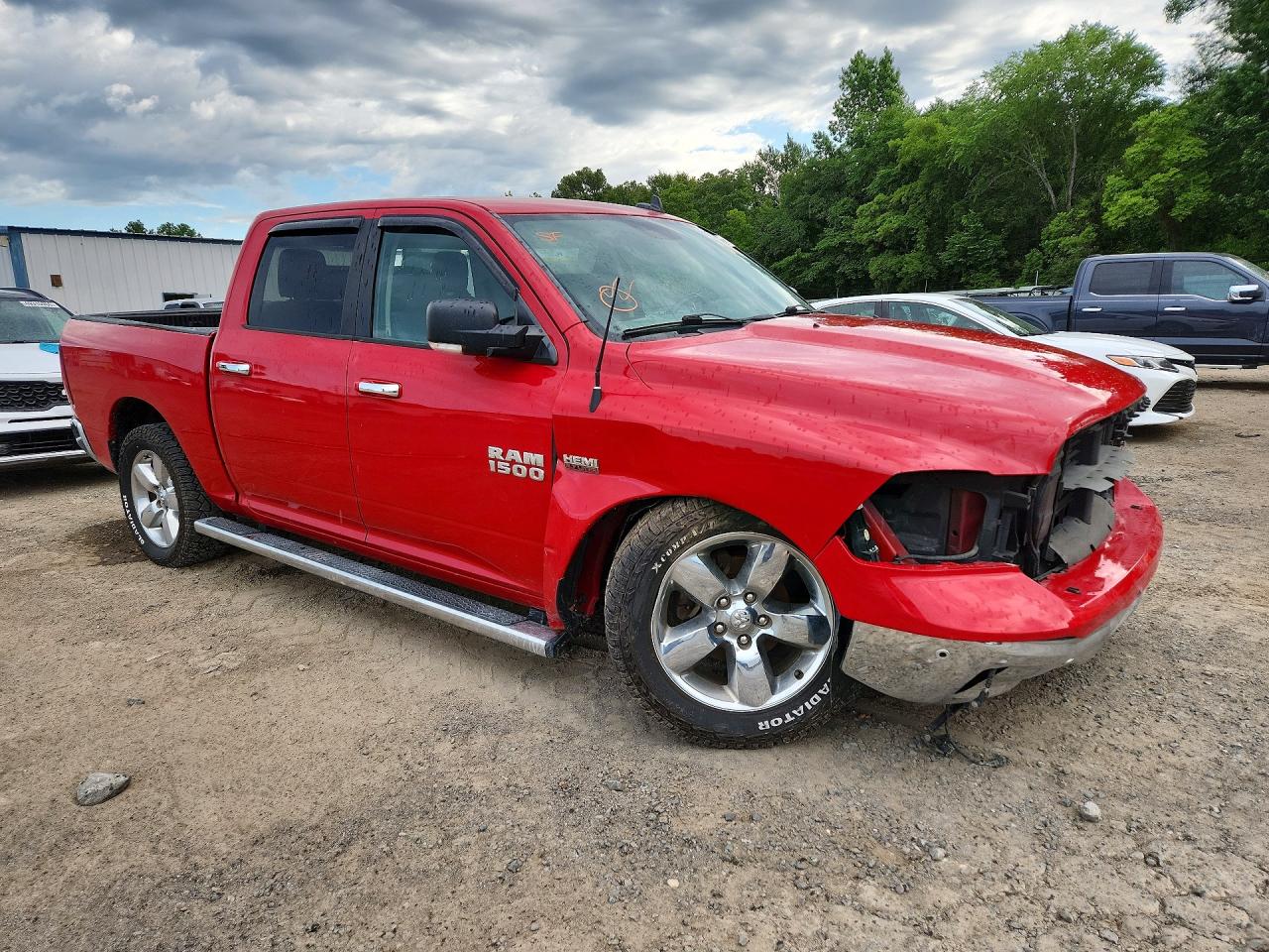 2017 RAM 1500 SLT photo 10