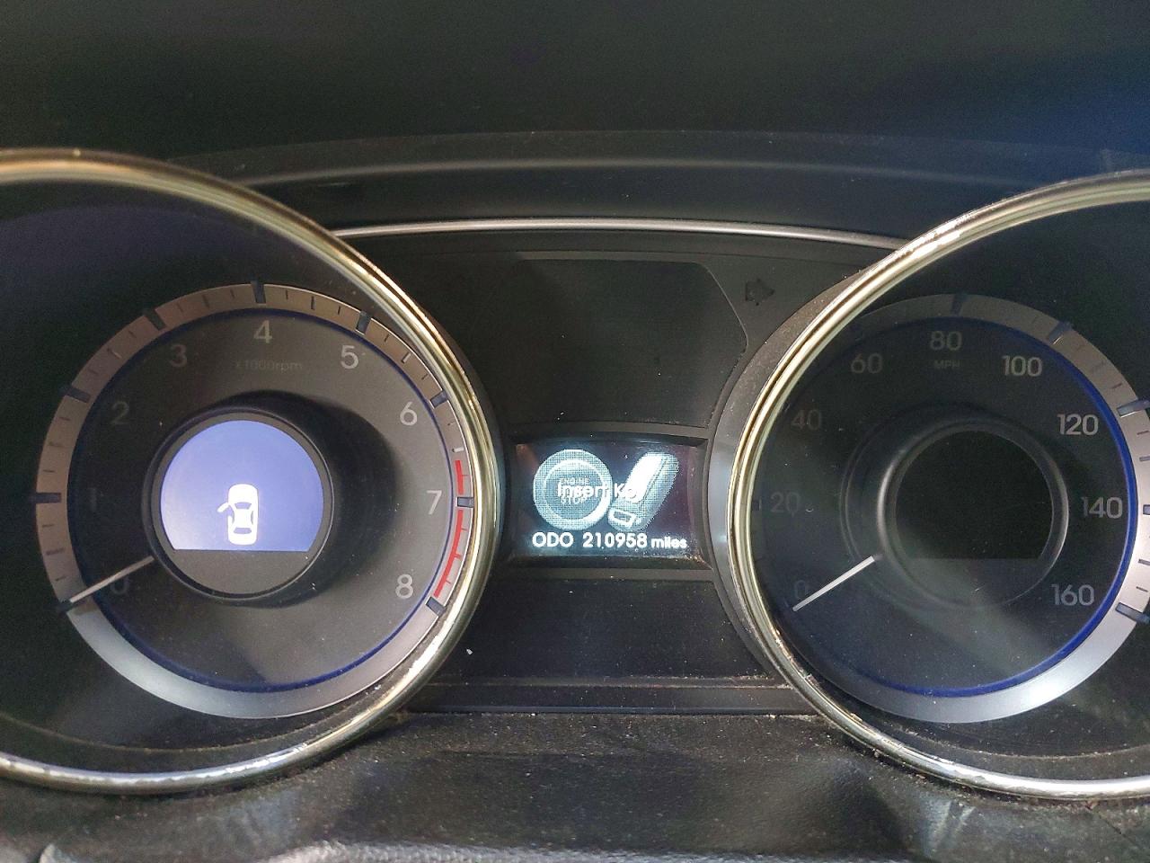 2012 HYUNDAI SONATA SE photo 9