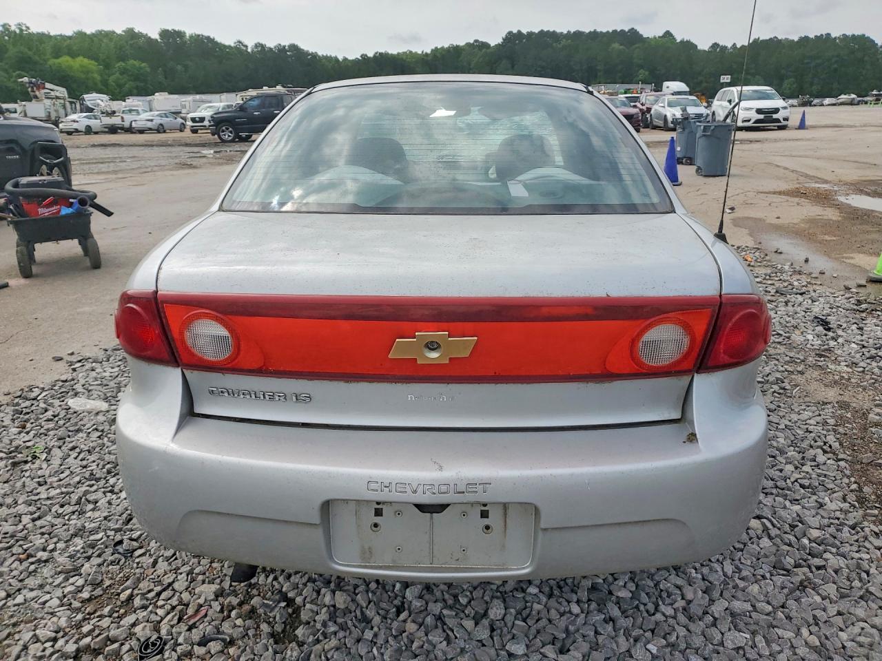 2004 CHEVROLET CAVALIER LS photo 6