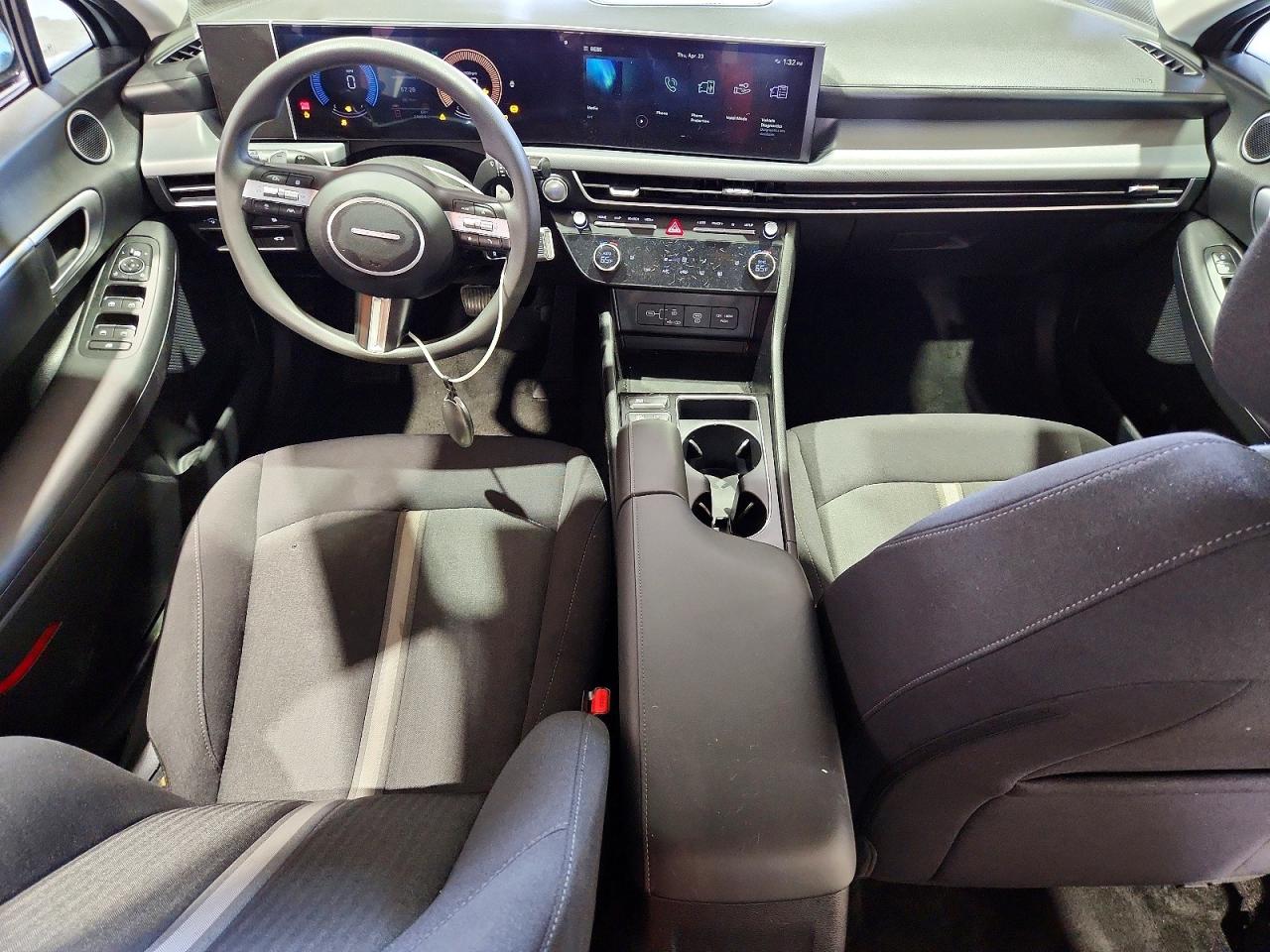 2025 HYUNDAI SONATA SEL photo 15