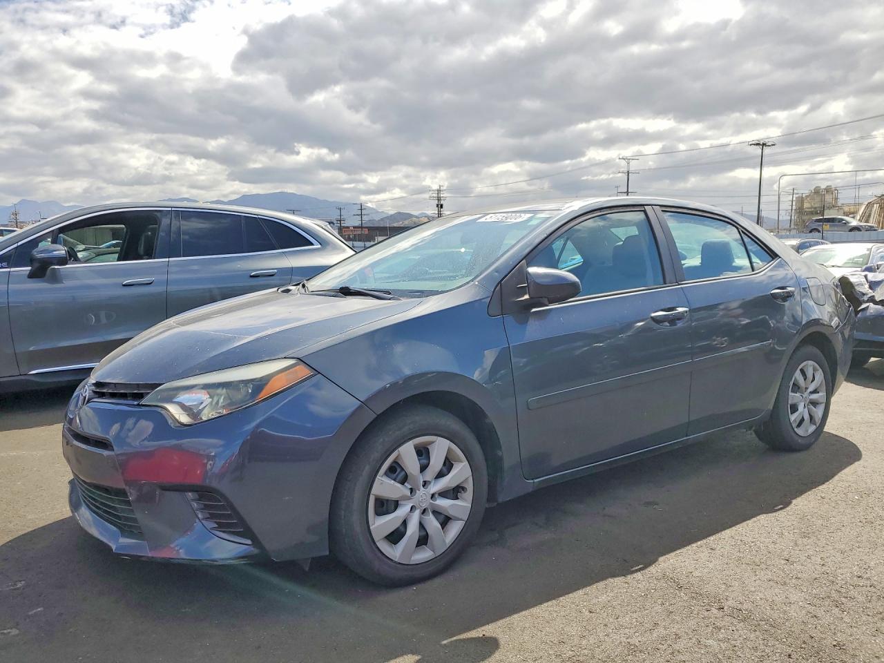 2016 TOYOTA COROLLA