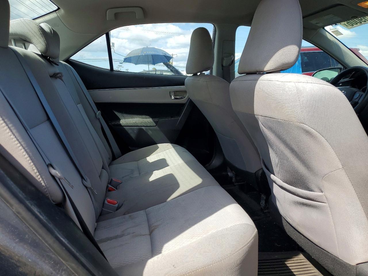 2016 TOYOTA COROLLA LE photo 19