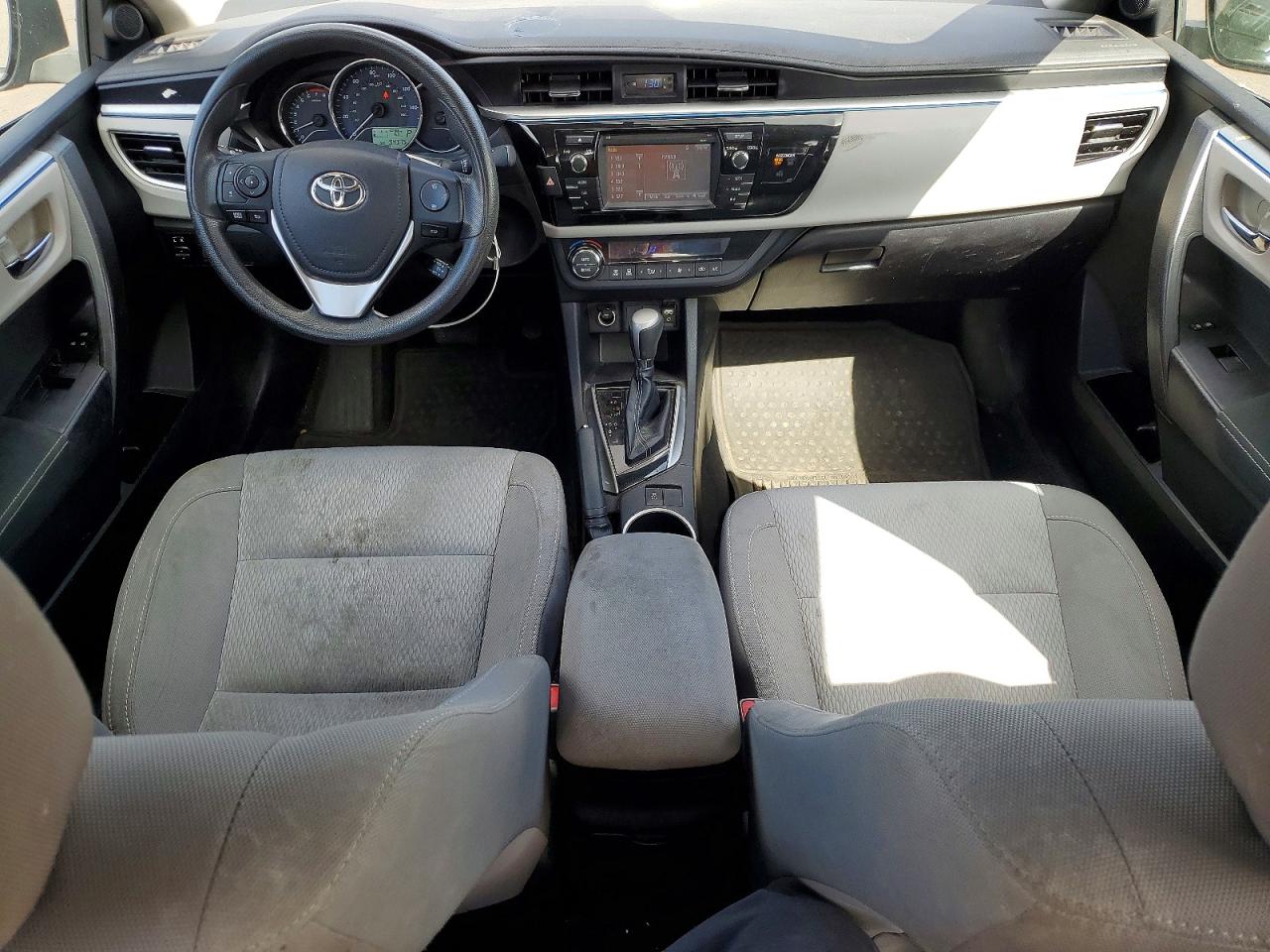 2016 TOYOTA COROLLA LE photo 15