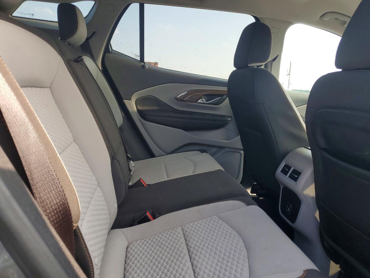 2018 GMC TERRAIN SLE photo 31