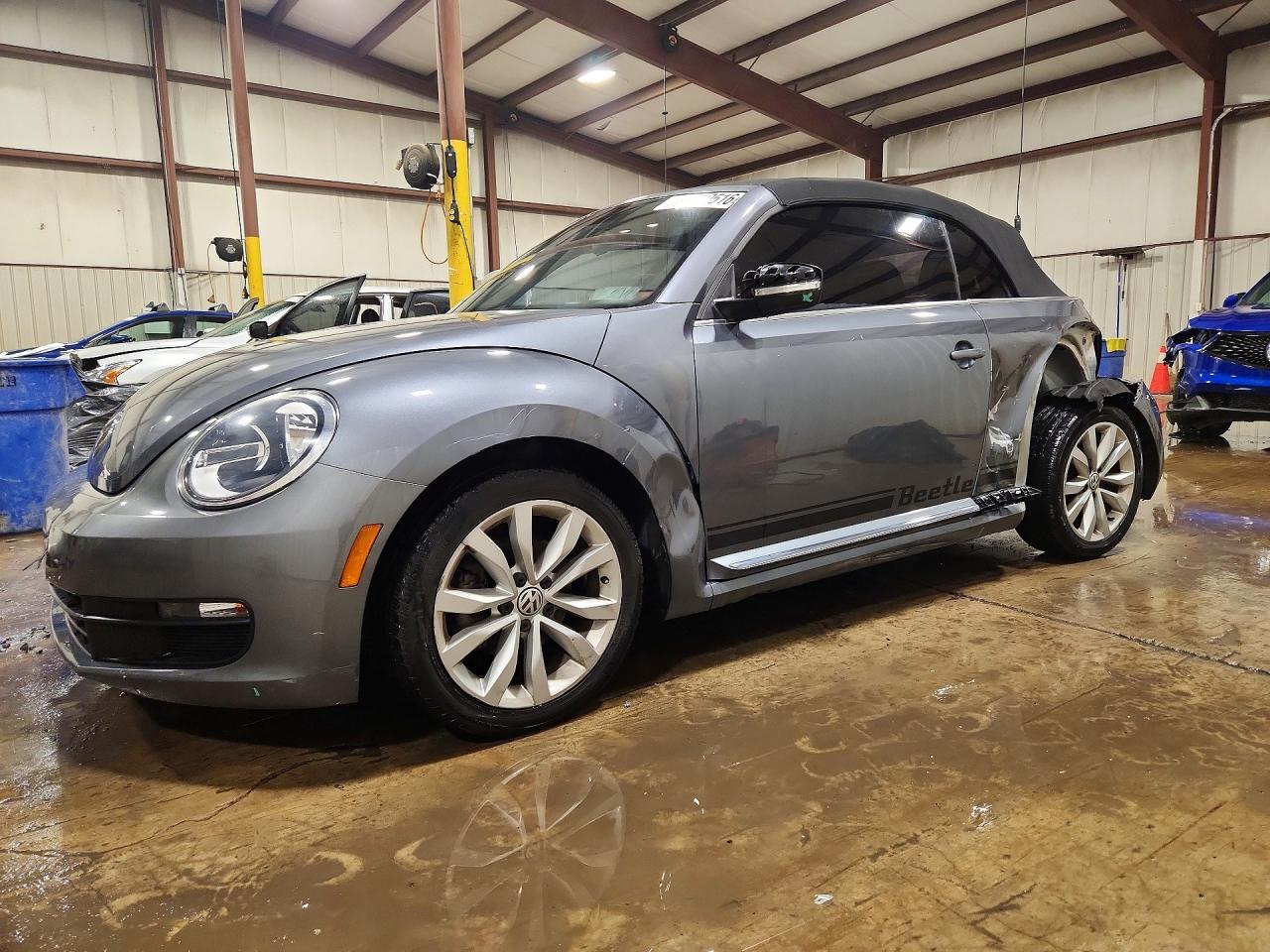2013 VOLKSWAGEN BEETLE
