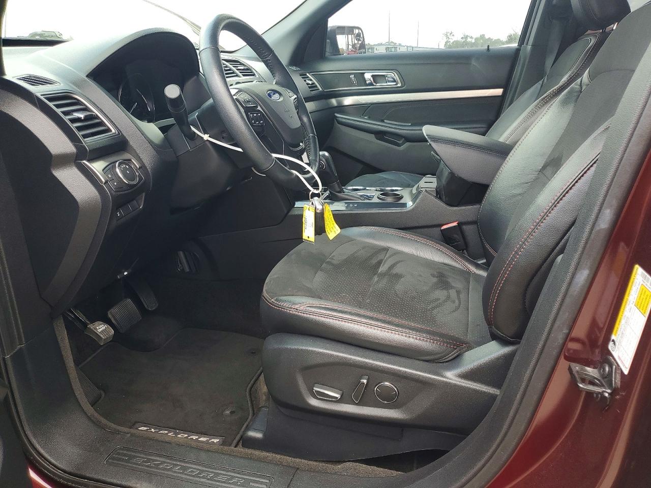 2018 FORD EXPLORER XLT photo 7