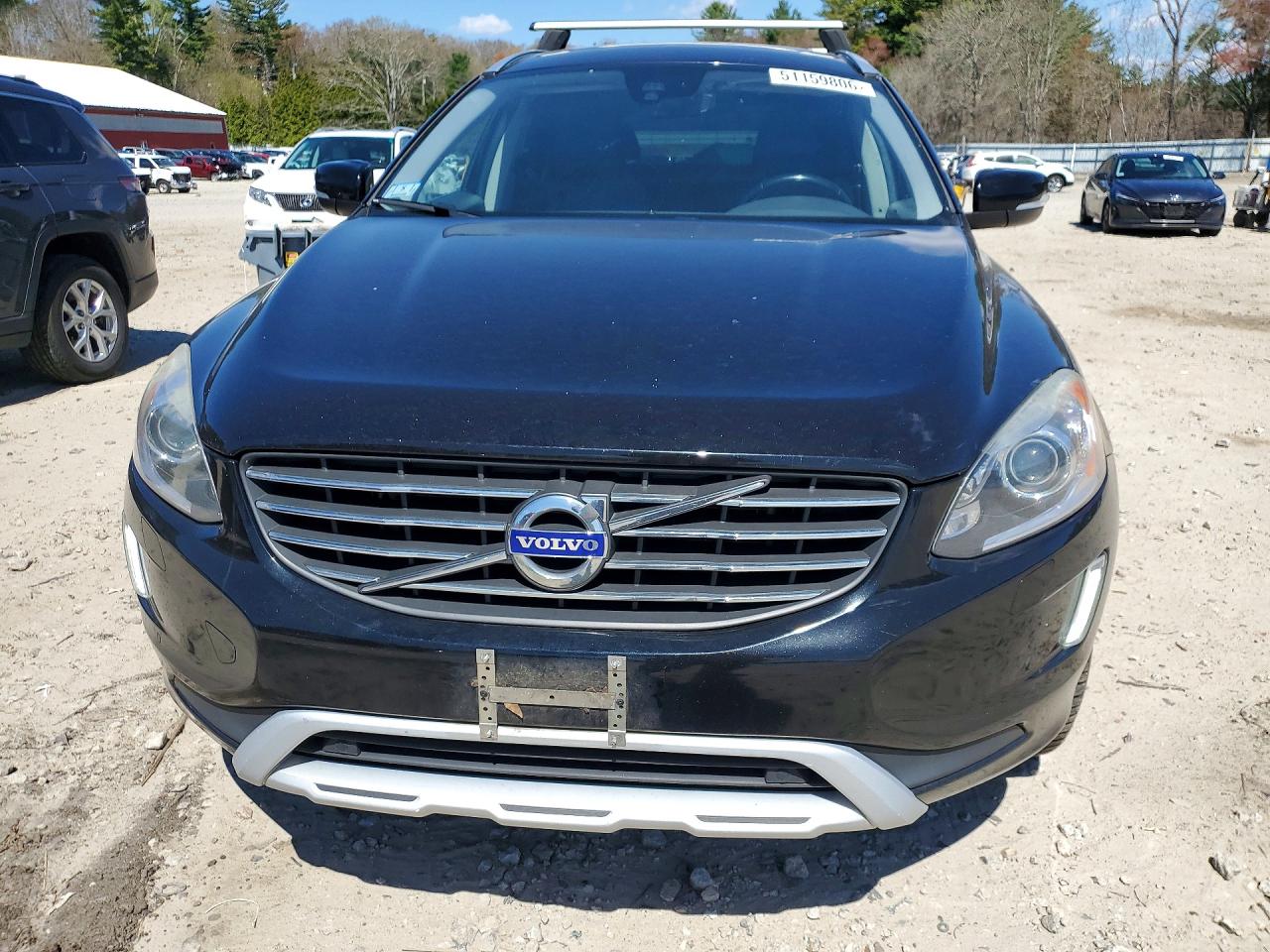 2017 VOLVO XC60 T6 DYNAMIC photo 5