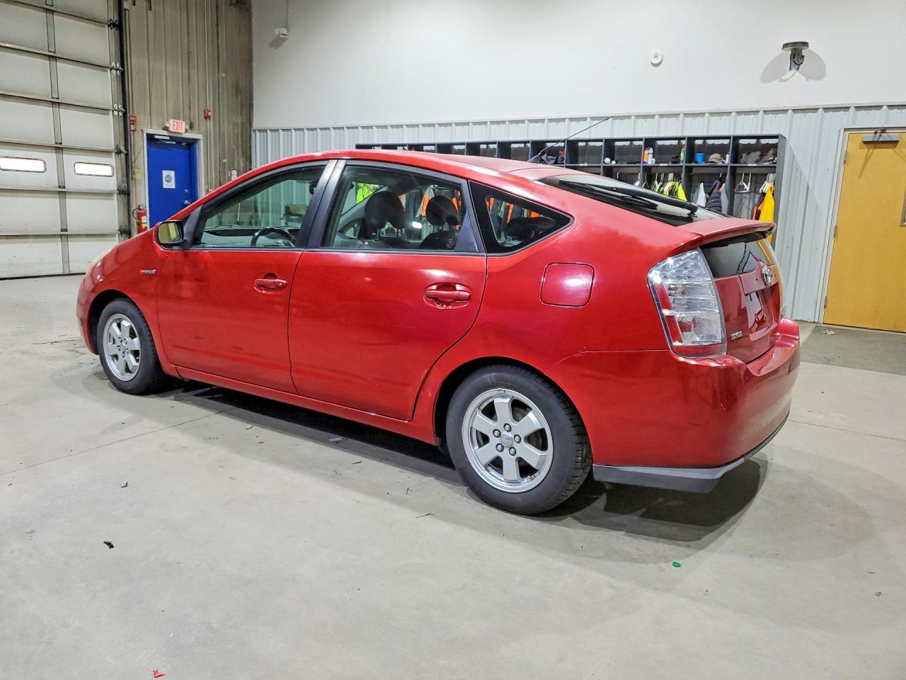 2007 TOYOTA PRIUS BASE photo 3