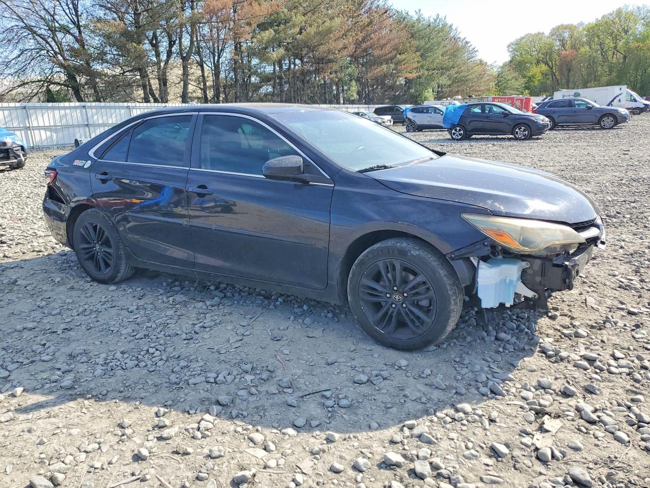 2017 TOYOTA CAMRY SE photo 10