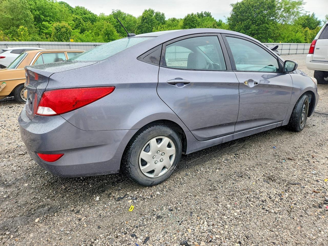 2017 HYUNDAI ACCENT SE photo 7