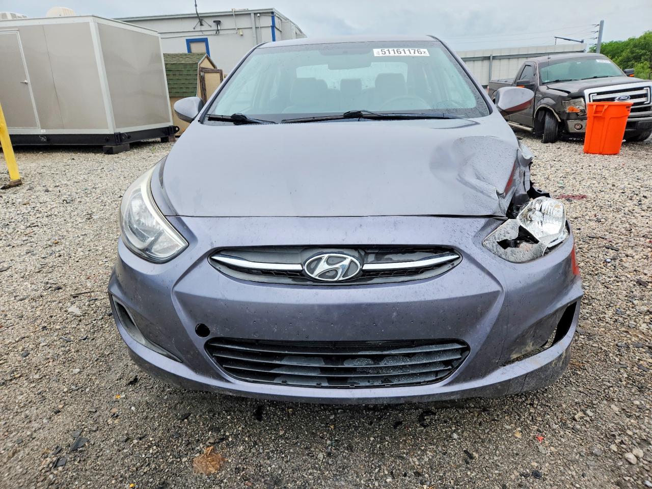 2017 HYUNDAI ACCENT SE photo 13