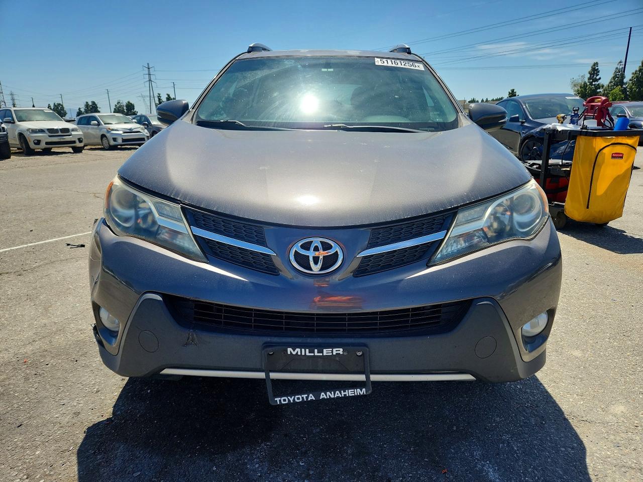 2015 TOYOTA RAV4 XLE photo 13