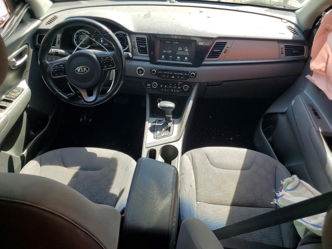 2019 KIA NIRO LX photo 22
