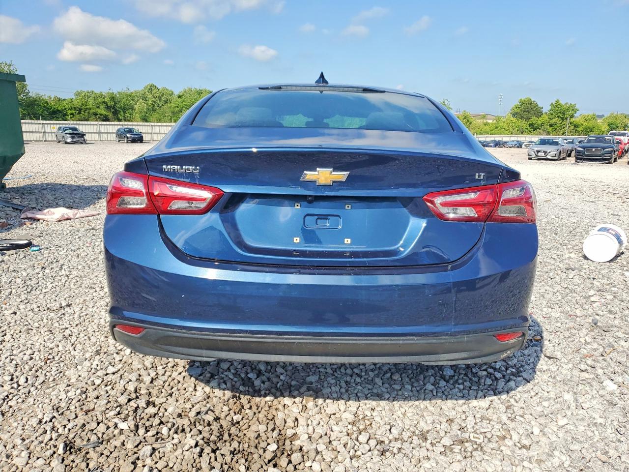 2022 CHEVROLET MALIBU LT photo 11