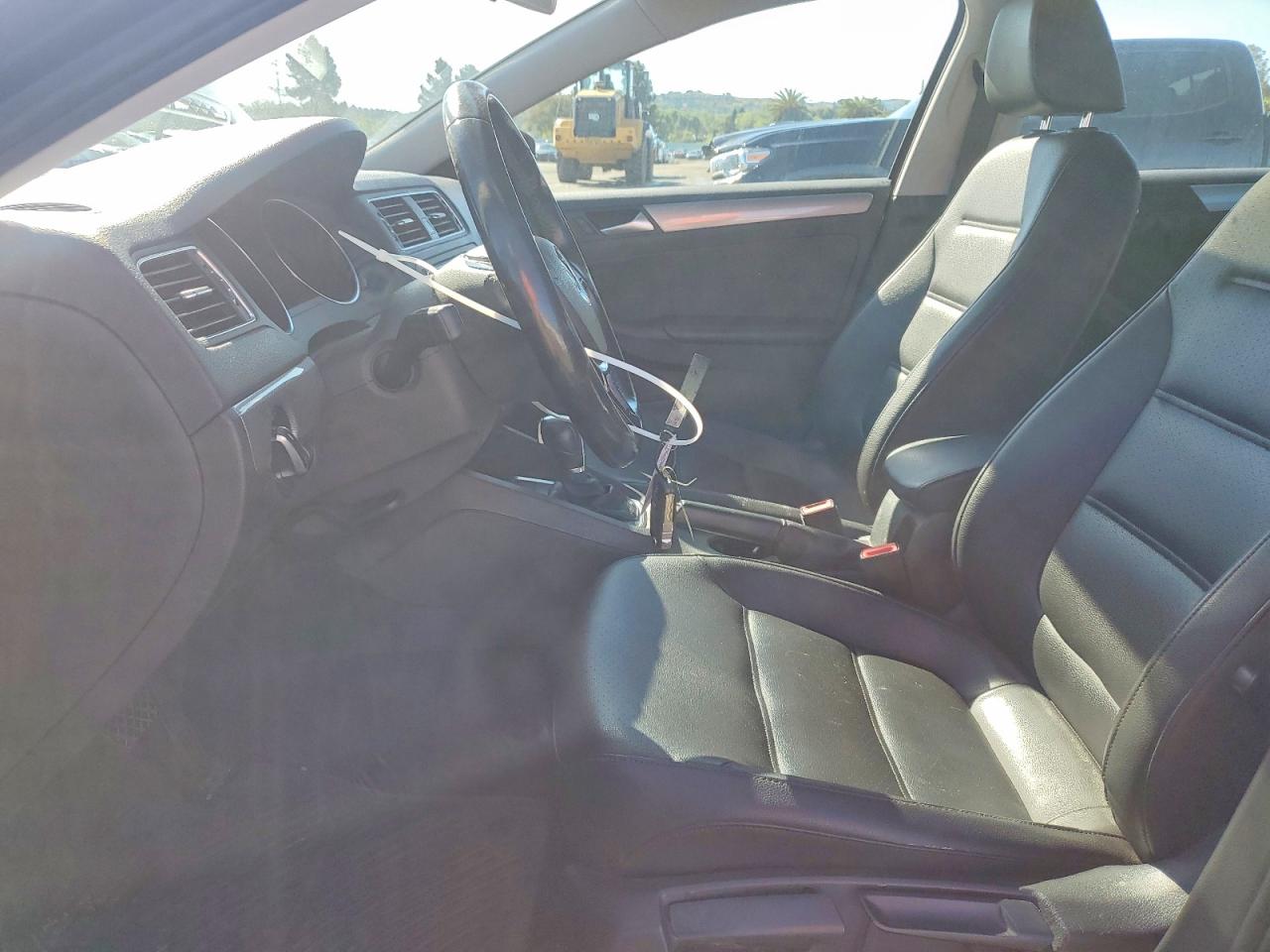 2018 VOLKSWAGEN JETTA SE photo 19