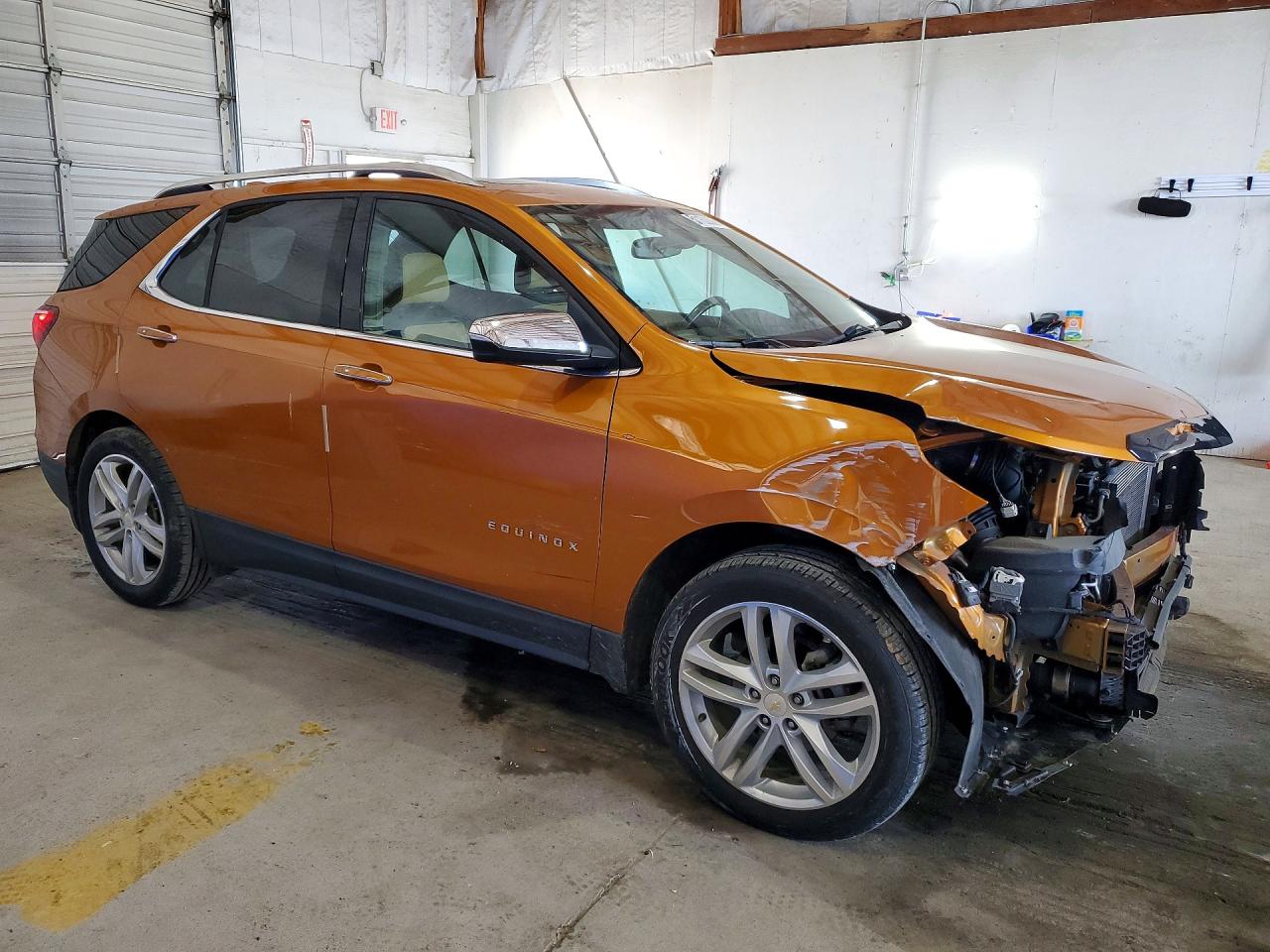 2018 CHEVROLET EQUINOX PREMIER photo 4