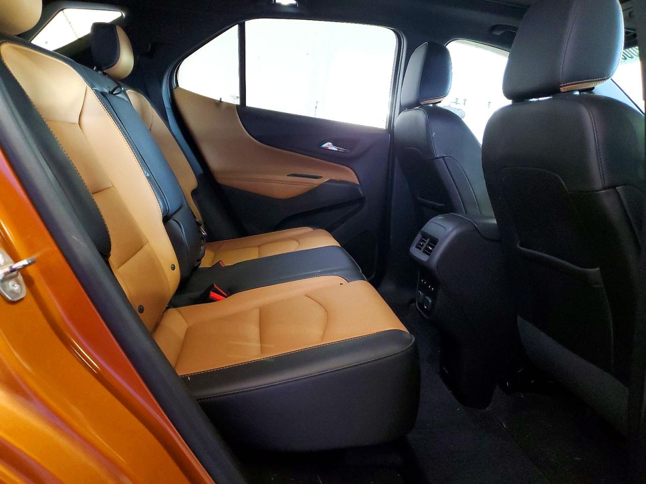 2018 CHEVROLET EQUINOX PREMIER photo 11