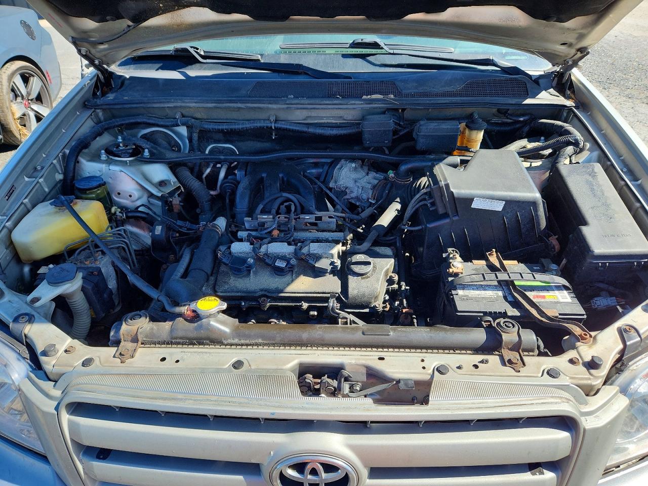 2005 TOYOTA HIGHLANDER LIMITED photo 23