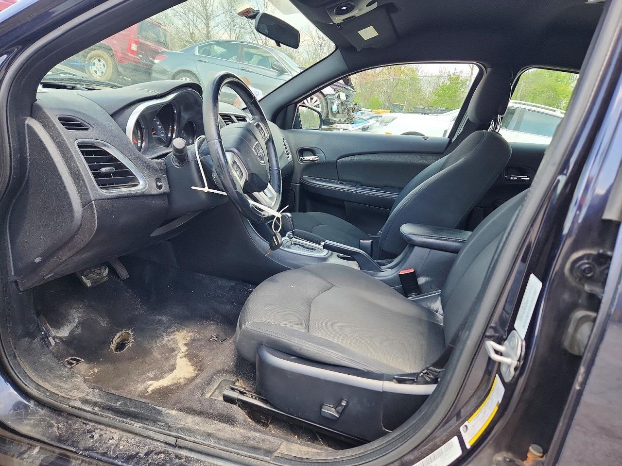 2011 DODGE AVENGER MAINSTREET photo 19