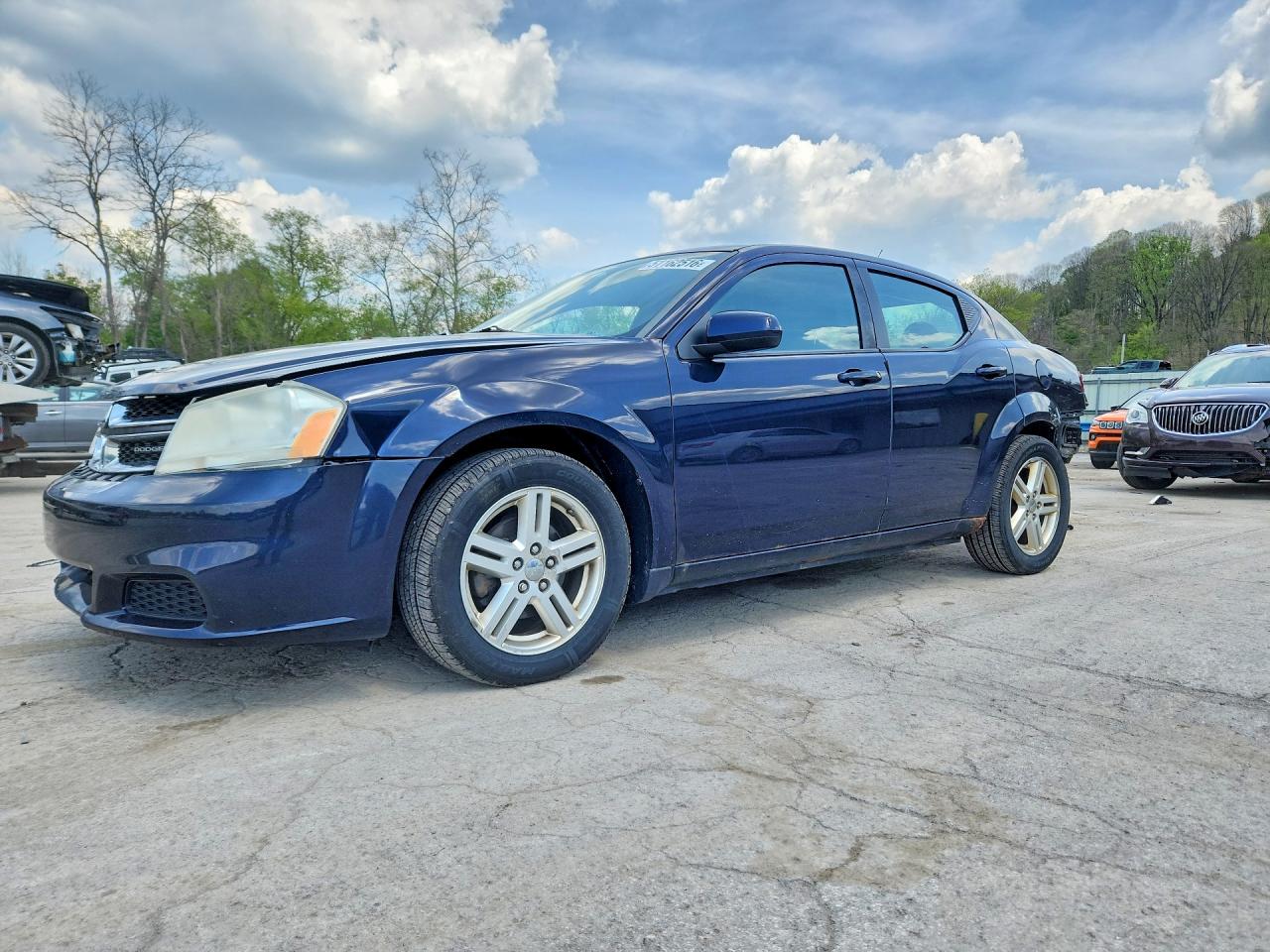 2011 DODGE AVENGER