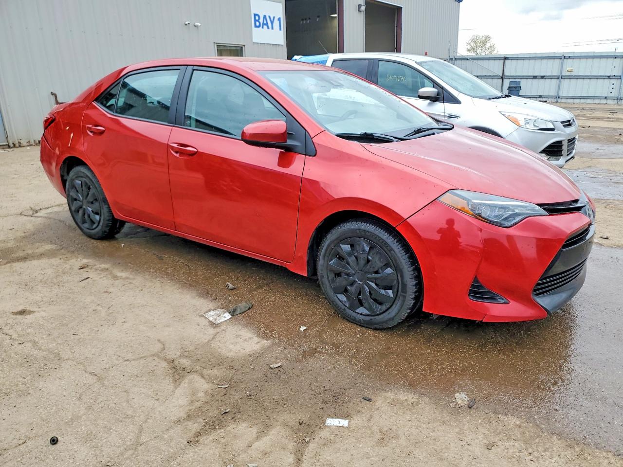 2017 TOYOTA COROLLA LE photo 10