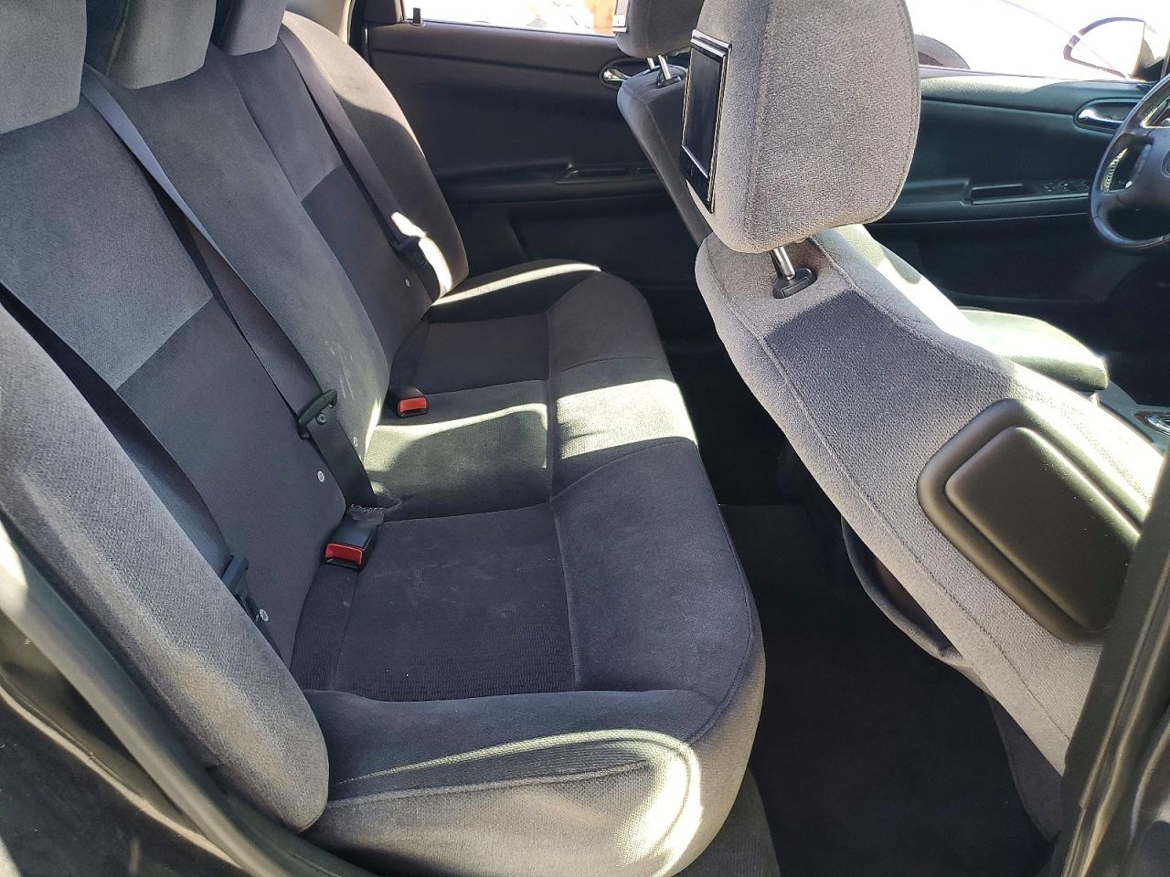 2011 CHEVROLET IMPALA LT photo 10