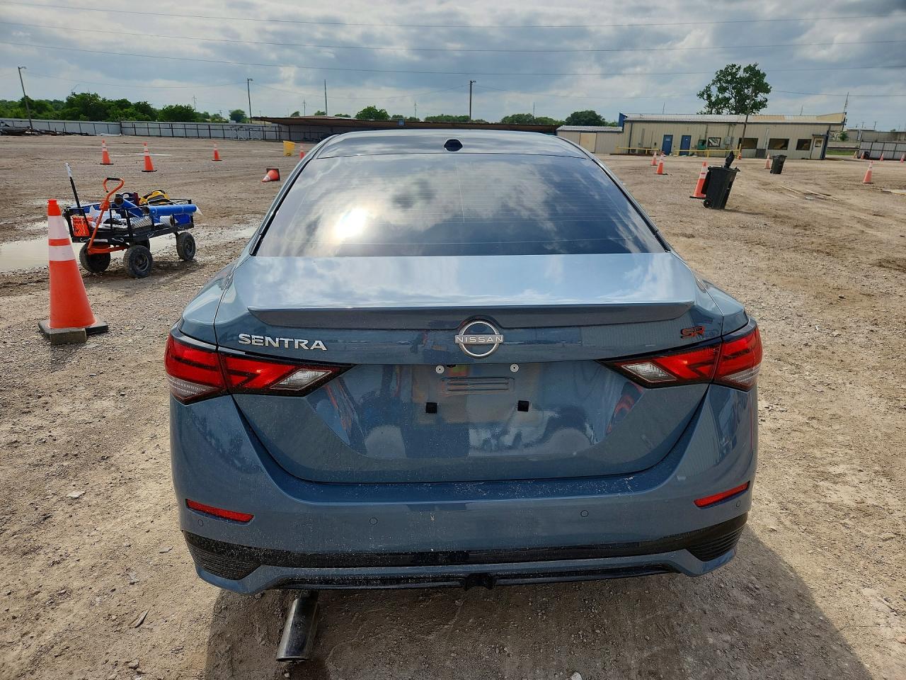 2025 NISSAN SENTRA SR photo 16