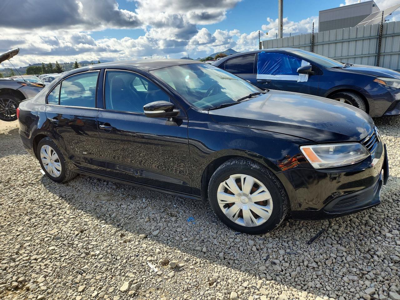 2012 VOLKSWAGEN JETTA SE photo 4