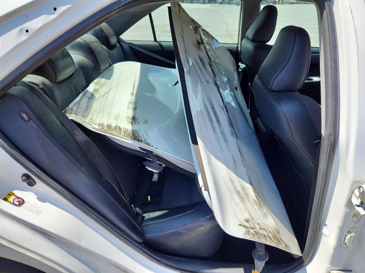 2016 TOYOTA CAMRY SE photo 12