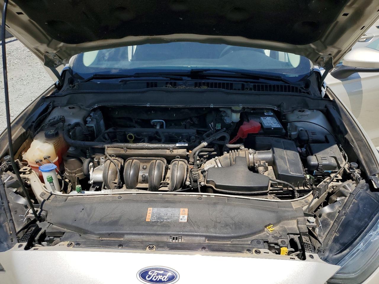 2017 FORD FUSION SE photo 21