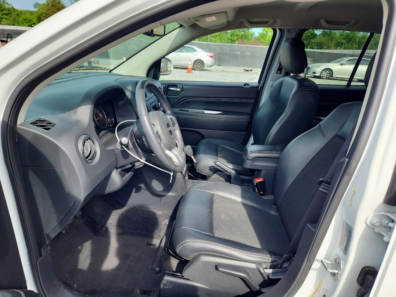 2017 JEEP COMPASS LATITUDE photo 7