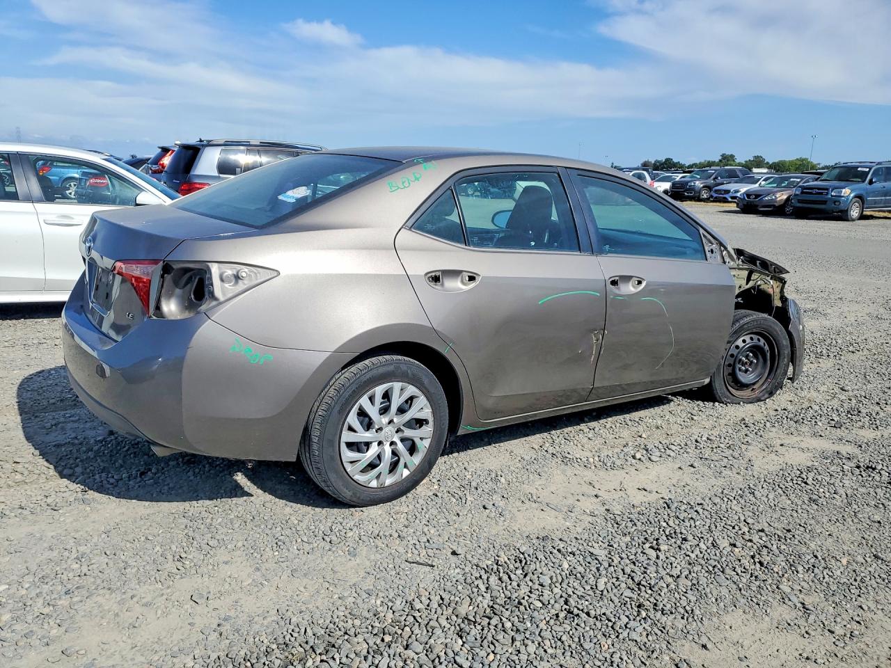 2017 TOYOTA COROLLA LE photo 5