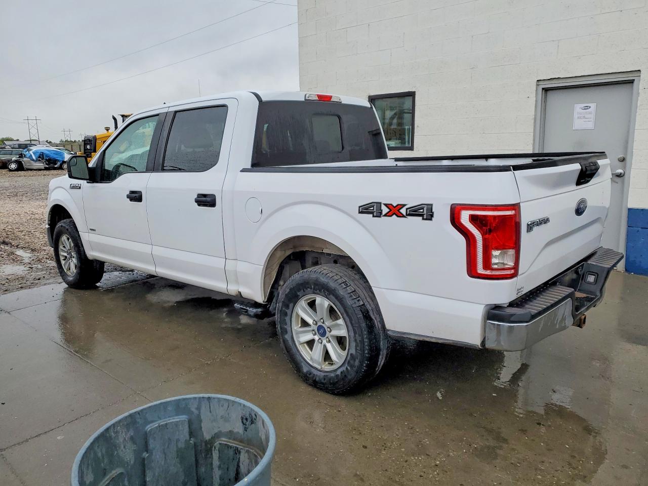 2015 FORD F150 SUPERCREW photo 3