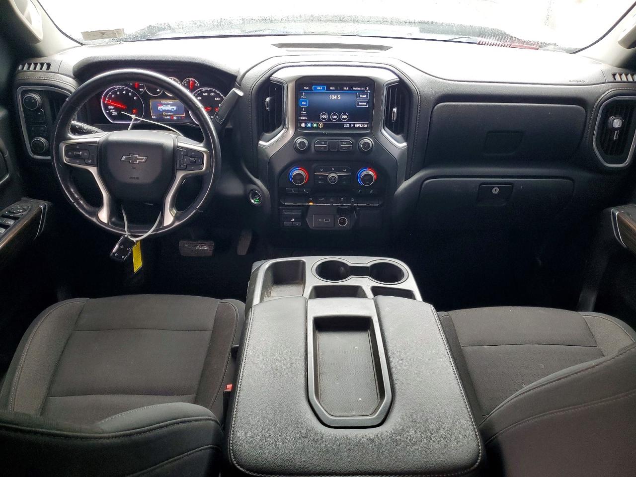 2019 CHEVROLET SILVERADO K1500 RST photo 15