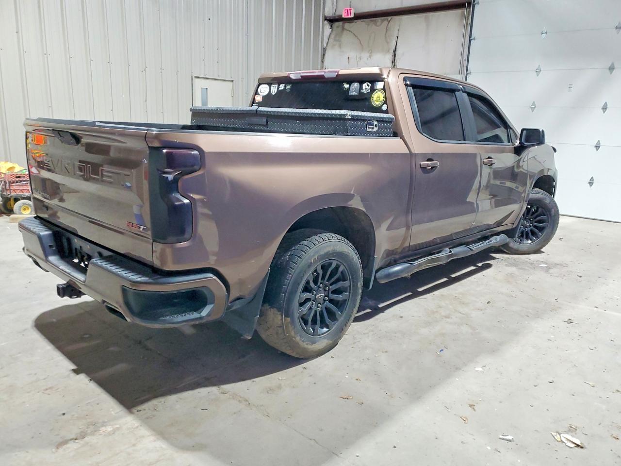 2019 CHEVROLET SILVERADO K1500 RST photo 5